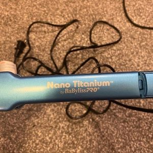 BABYBLISS PRO titanium flat iron.